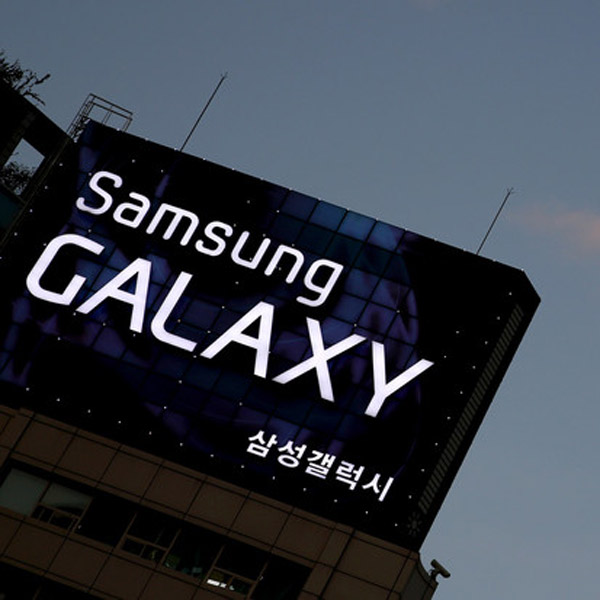 Билайн, сотовая связь, телекоммуникации, В 2014 году Samsung представит телефон со скручивающимся дисплеем